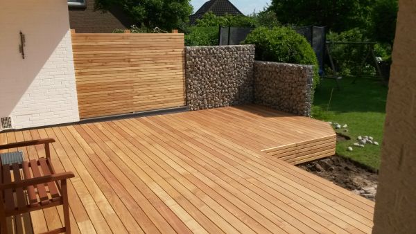 Robinie Terrassendielen, Keilgezinkt, 23 x 120 mm